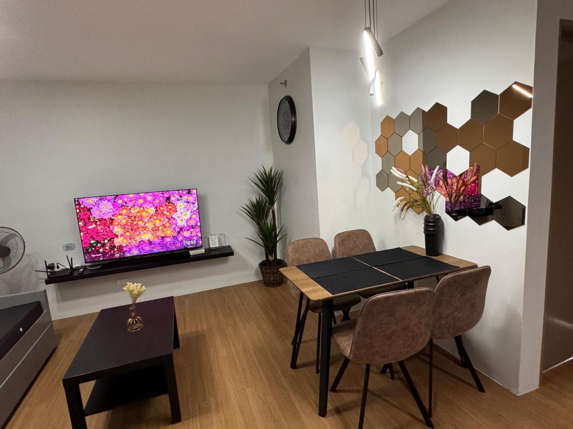 Cozyvilla At Pine Suites Tagaytay 2Br Or Studio With Free Parking 2Br In Basement Parking And Studio In Offsite Parking Tagaytay City Exterior foto